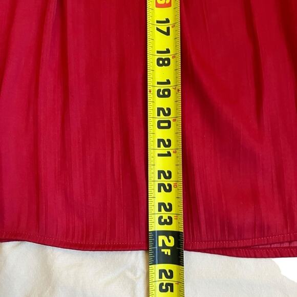 Anthropologie Relaxed Shimmer Blouse Red Satin Henley Button Front Popver Top XS - Picture 15 of 16